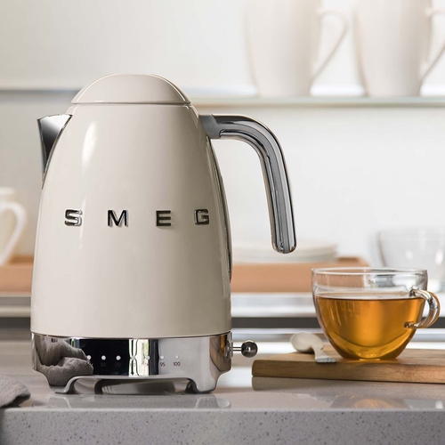 SMEG KLF04CREU Crema - Hervidor 2400W