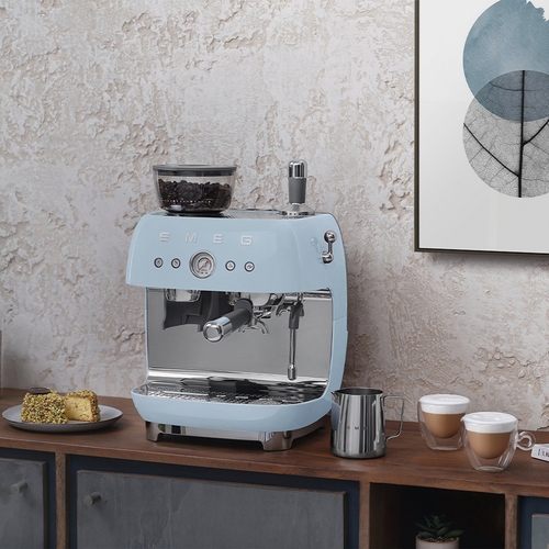 SMEG EGF-03-PBEU Azul Brillante - Cafetera Superautomática 1650W
