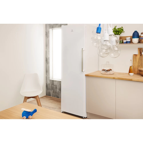INDESIT UI8 F2C W Blanco - Congelador Vertical No Frost
