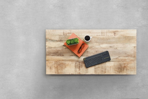 LOGITECH K400 PLUS Negro - Teclado 