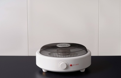 ABRILA PERRY Blanco-Negro - Brasero 900W