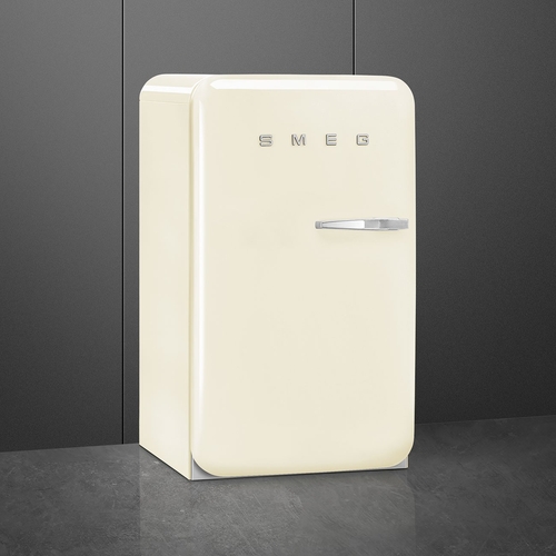 SMEG FAB-10HLCR5 Crema - Nevera Pequeña Cíclico