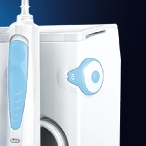 BRAUN MD-20 Blanco y Azul - Irrigador de Agua  Con Cable